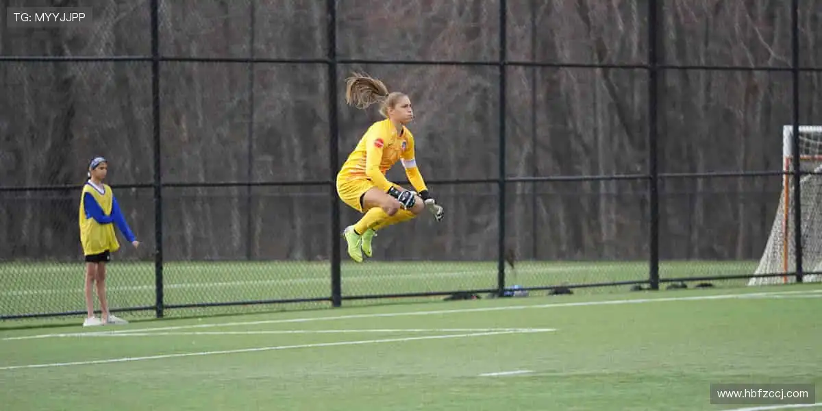 ⚽ 全球赛事盛宴，每一脚都点燃热血！🔥